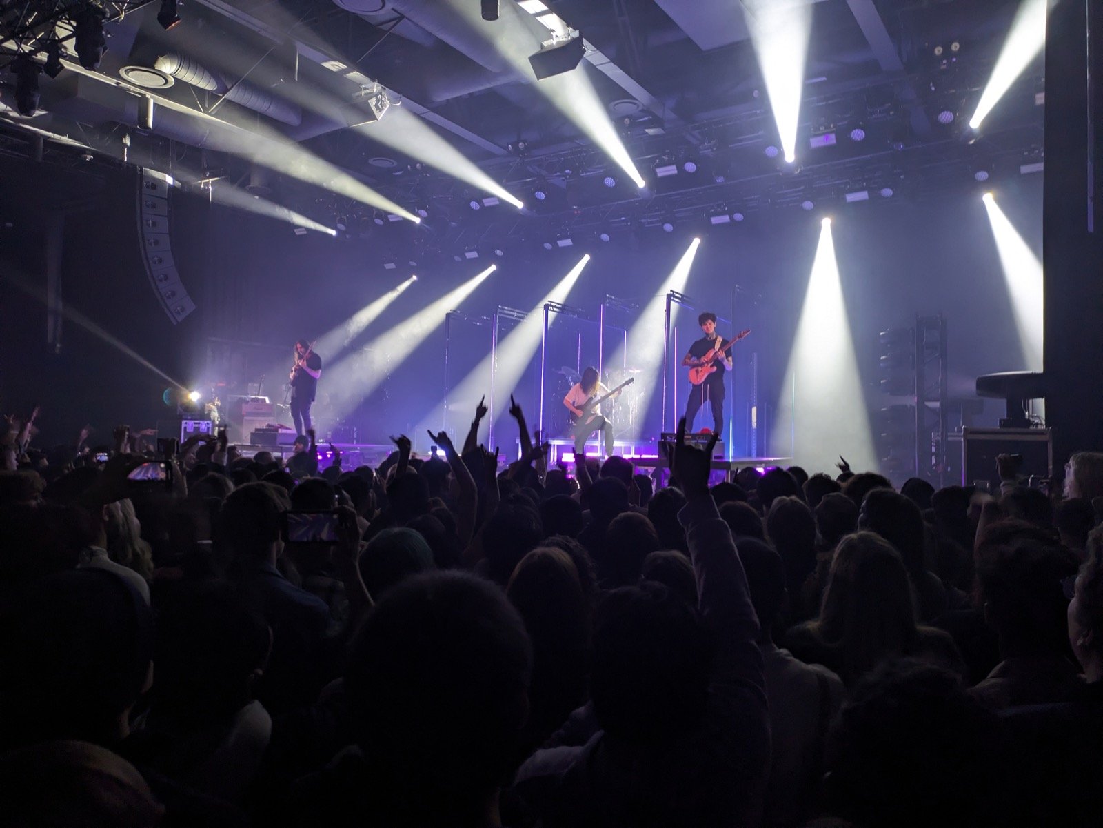 Polyphia no palco do History, em Toronto, em foto de arquivo de outubro de 2023